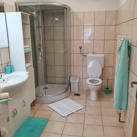 Pr' Basc - Apartma Nik Apartma